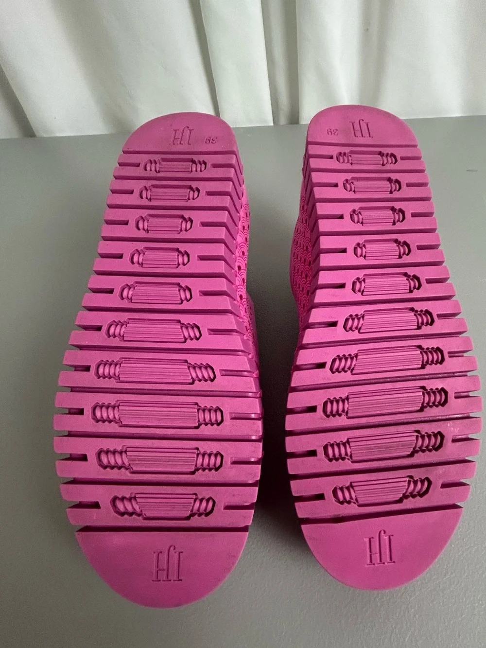 Ilse Jacobsen Rose Pink Perforated Slip-On Loafers size 39/8.5-9 - Picture 8 of 10